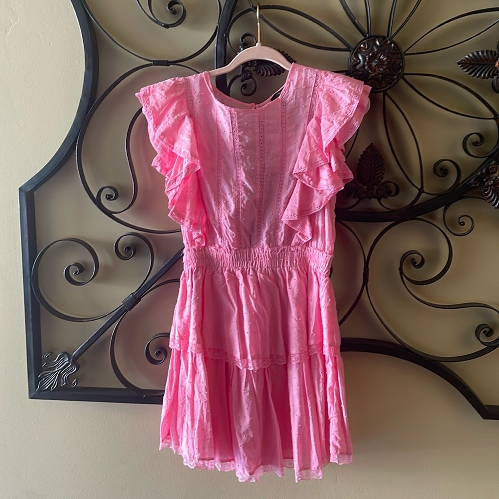 Forever 21 Pink Eyelet Ruffle dress size Medium New with Tags